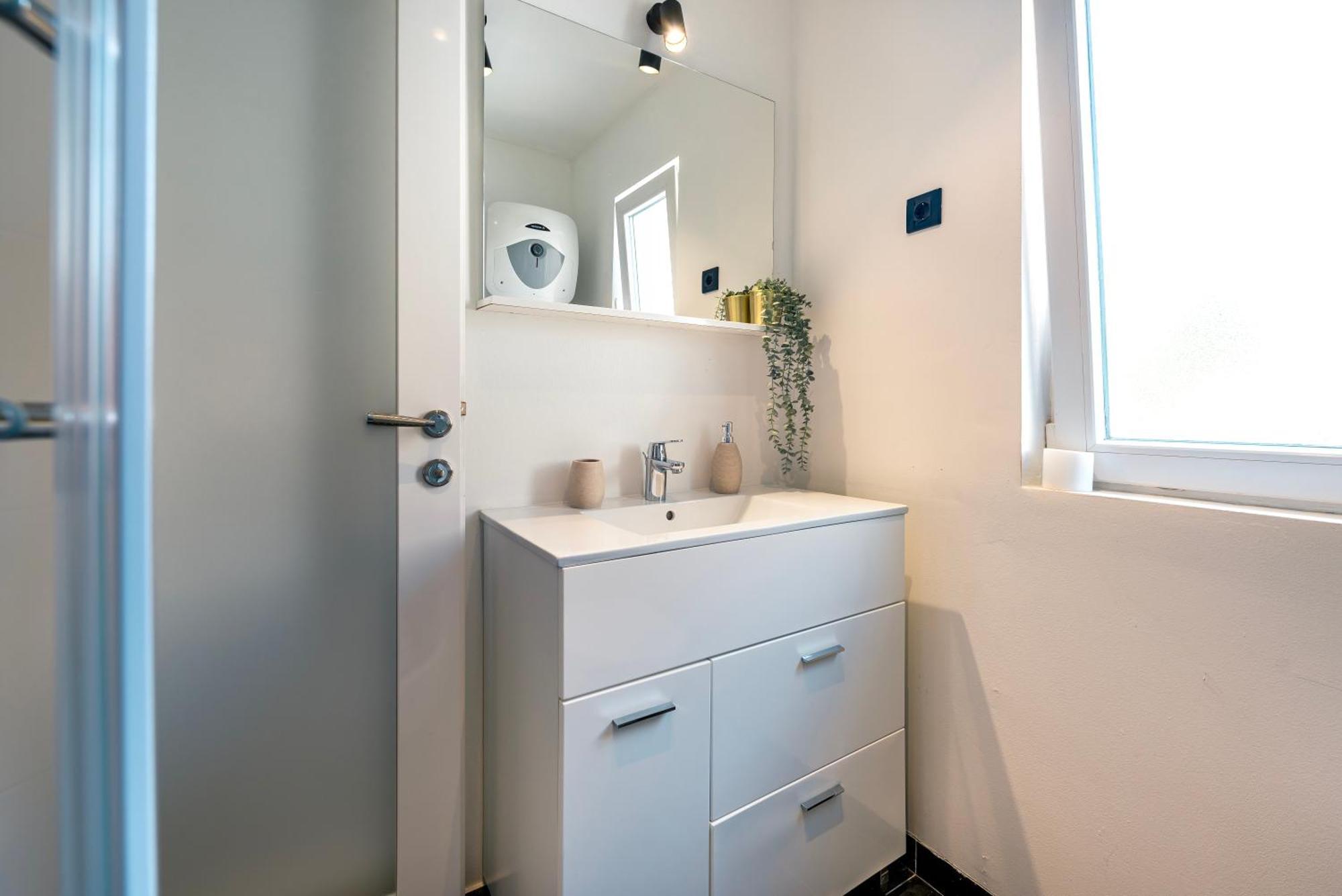 City Break Studio Apartments Šibenik Exteriör bild